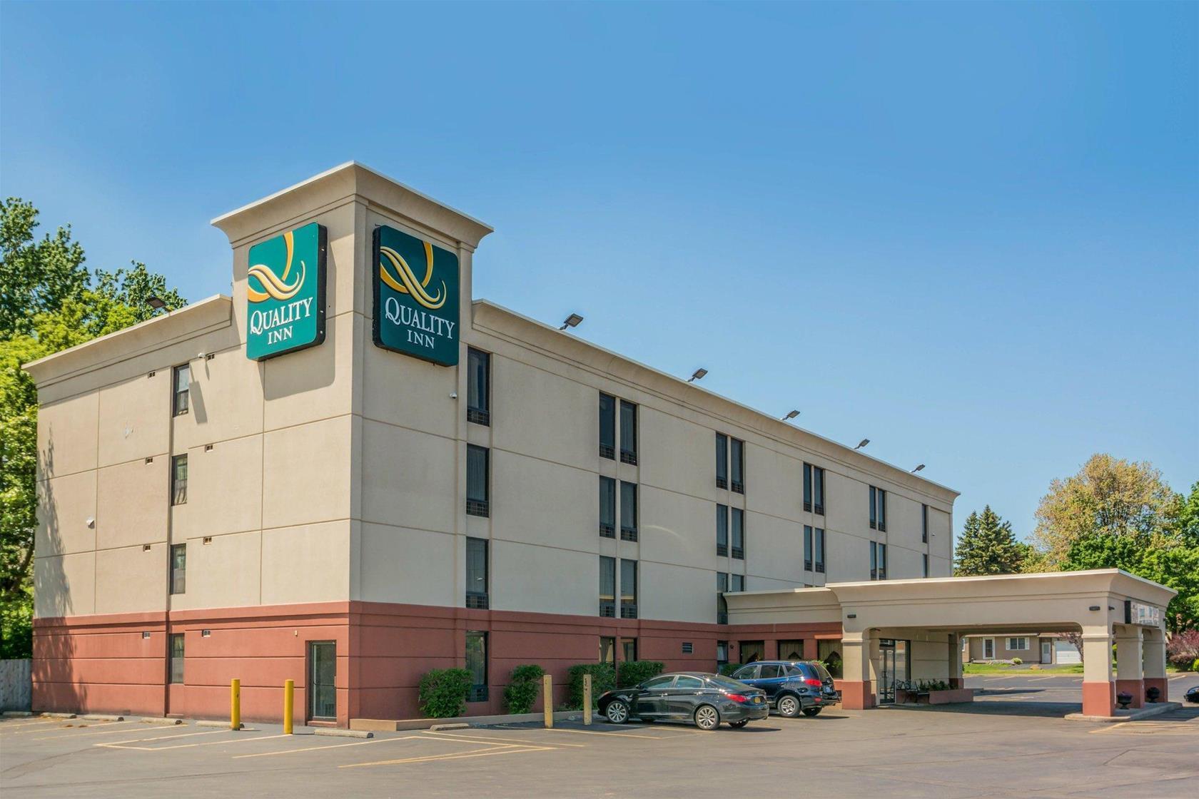 Comfort Inn & Suites Liverpool - Syracuse North Buitenkant foto