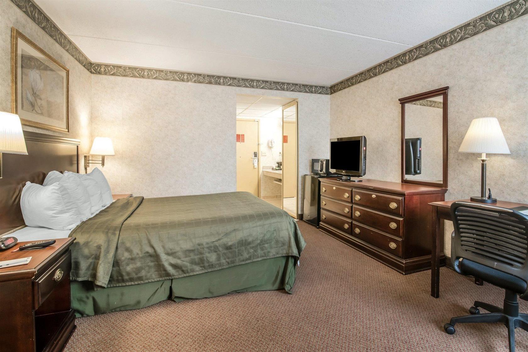 Comfort Inn & Suites Liverpool - Syracuse North Buitenkant foto