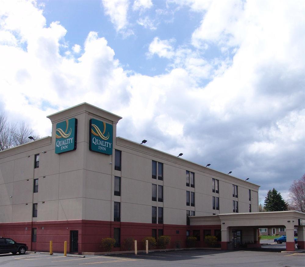 Comfort Inn & Suites Liverpool - Syracuse North Buitenkant foto