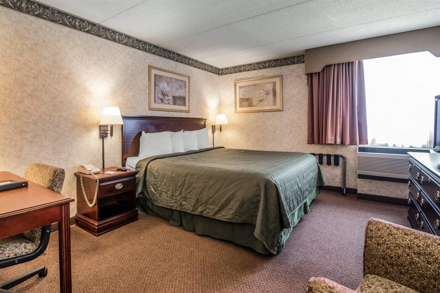 Comfort Inn & Suites Liverpool - Syracuse North Buitenkant foto