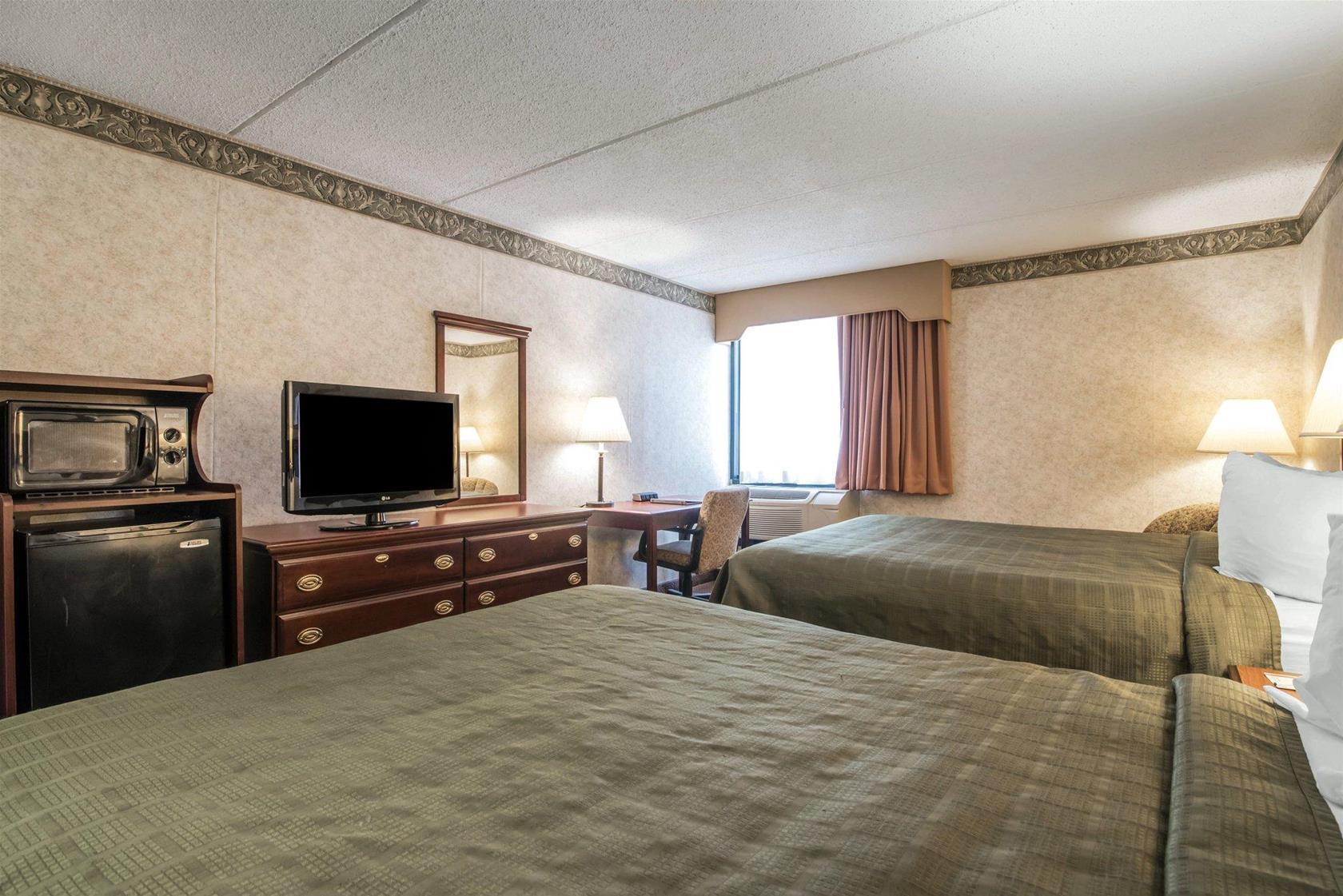 Comfort Inn & Suites Liverpool - Syracuse North Buitenkant foto