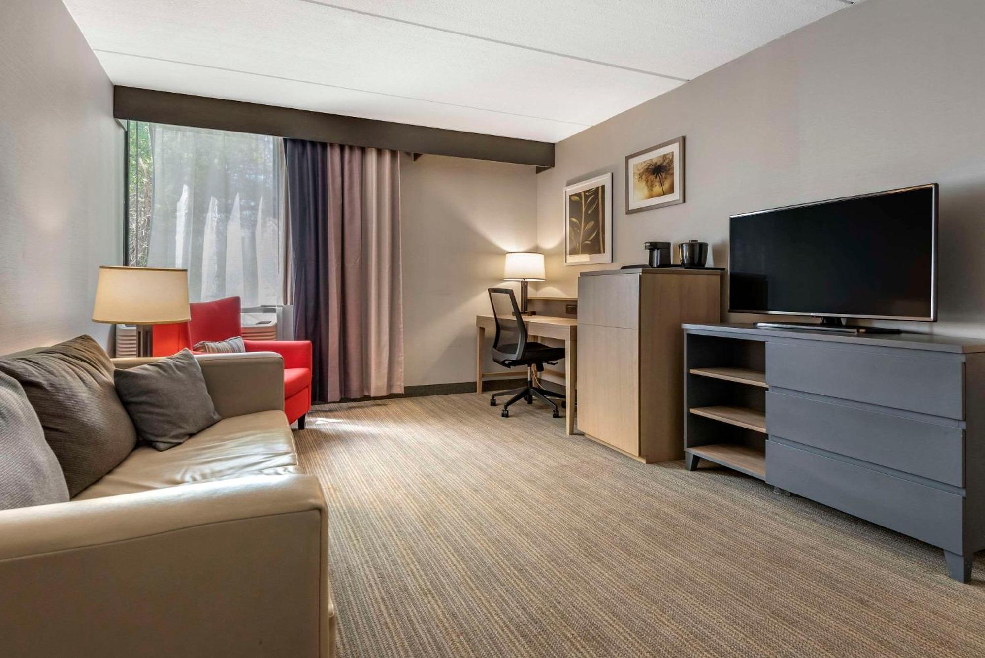 Comfort Inn & Suites Liverpool - Syracuse North Buitenkant foto