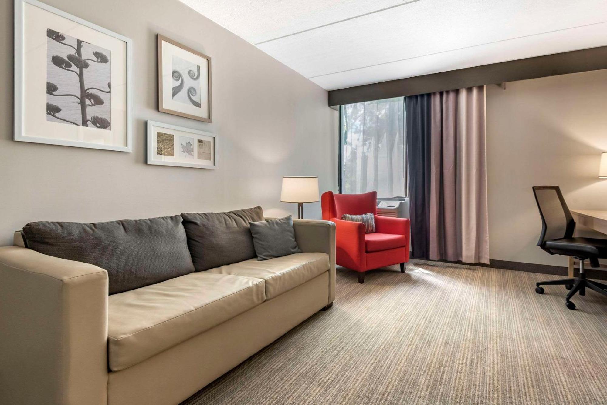 Comfort Inn & Suites Liverpool - Syracuse North Buitenkant foto