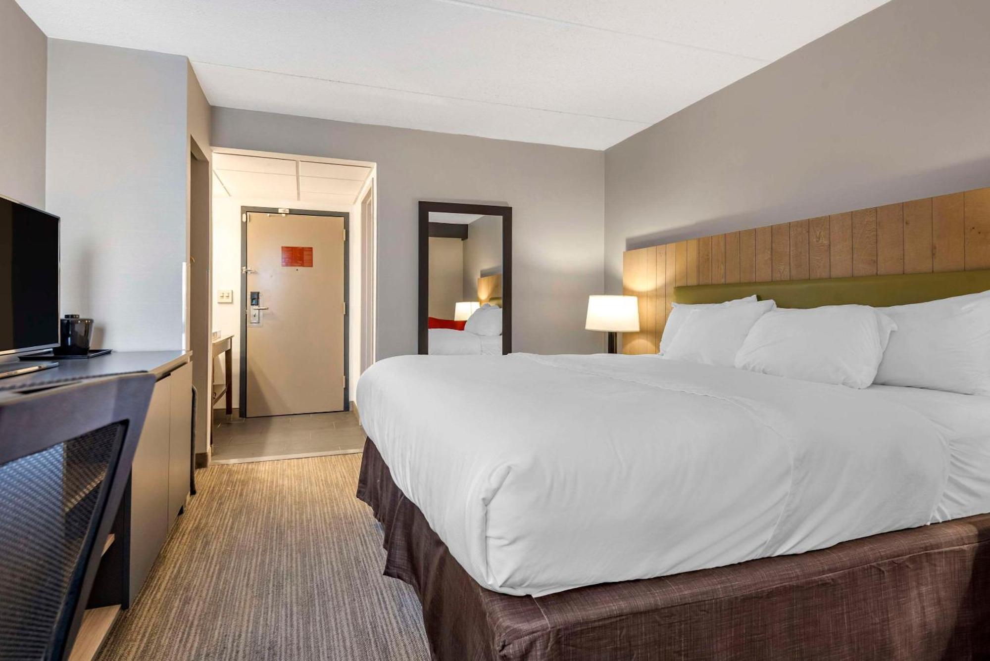 Comfort Inn & Suites Liverpool - Syracuse North Buitenkant foto