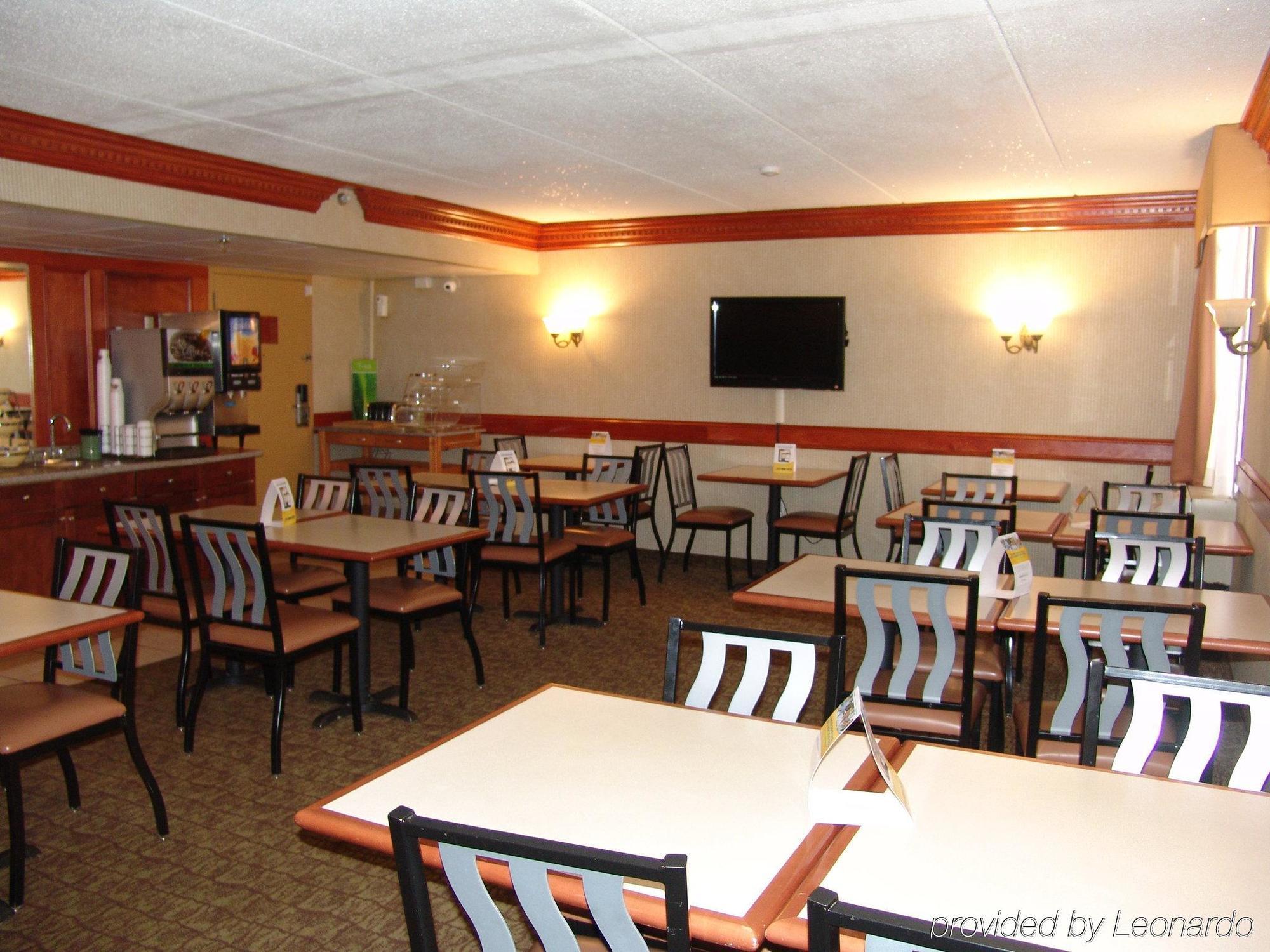 Comfort Inn & Suites Liverpool - Syracuse North Buitenkant foto